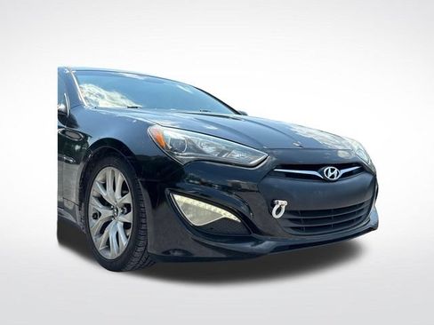 Used 2015 Hyundai Genesis 3.8 RWD image 31