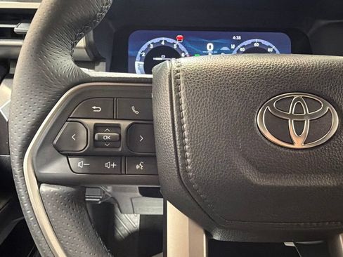 Used 2026 Toyota 4Runner TRD Off-Road Premium AWD/4WD image 26