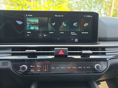 New 2026 Kia Sportage LX FWD image 10
