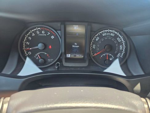 Used 2023 Toyota Tacoma SR AWD/4WD image 21