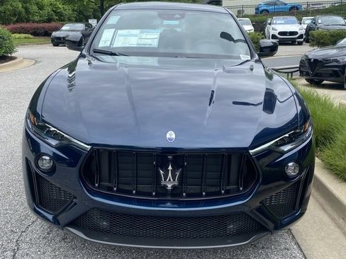 New 2024 Maserati Levante Trofeo image 3