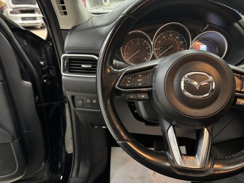 Used 2018 MAZDA CX-5 Touring w/ Preferred Equipment Package AWD/4WD image 12