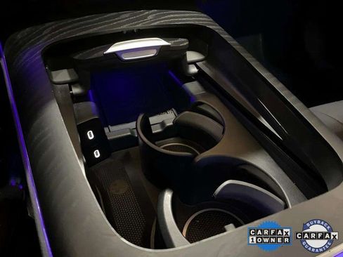 Used 2025 Mercedes-Benz E 350 Sedan image 59