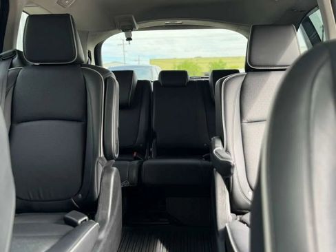 Used 2025 Honda Odyssey Elite image 17