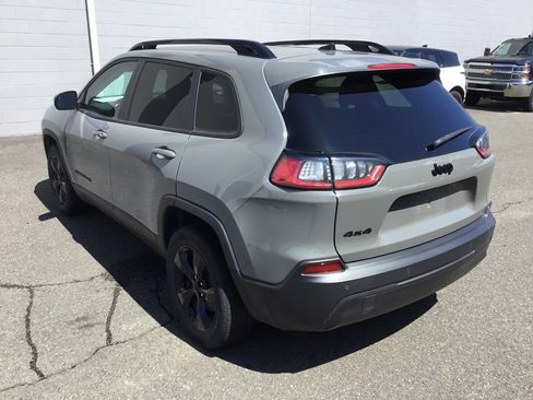Used 2023 Jeep Cherokee Altitude Lux w/ Lux Elite Package AWD/4WD image 4