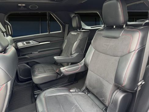 Certified 2025 Ford Explorer ST AWD/4WD image 13