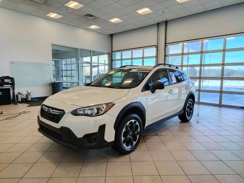 Used 2023 Subaru Crosstrek 2.0i image 8
