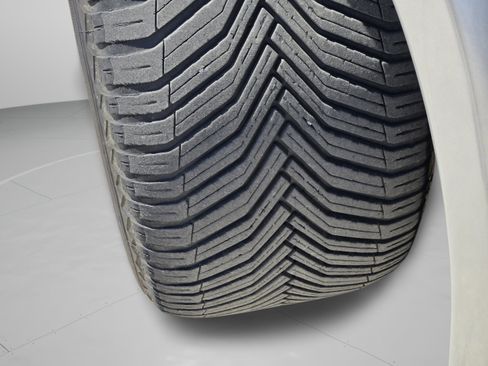 Used 2023 Chevrolet Express 2500 image 35