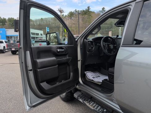 Used 2024 Chevrolet Silverado 2500 Custom w/ Custom Value Package AWD/4WD image 23