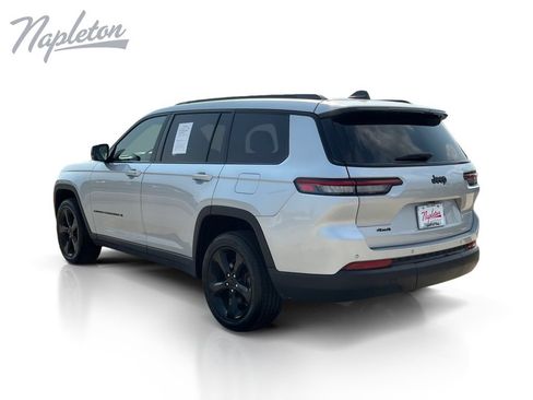 Used 2023 Jeep Grand Cherokee L Laredo AWD/4WD image 3