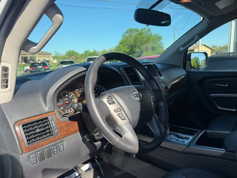 Used 2015 Nissan Armada SL AWD/4WD image 12