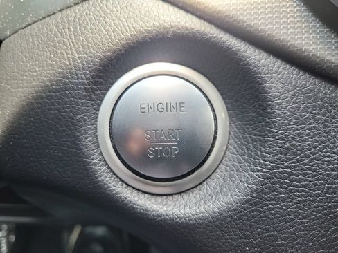 Used 2019 Mercedes-Benz CLA 250 4MATIC image 34