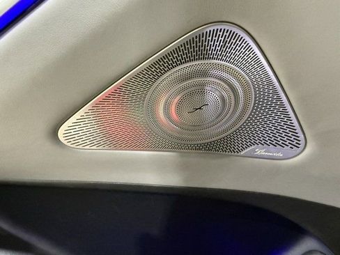 Used 2022 Mercedes-Benz S 580 4MATIC Sedan w/ AMG Line Package image 22