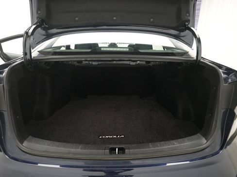 Used 2023 Toyota Corolla LE FWD image 10