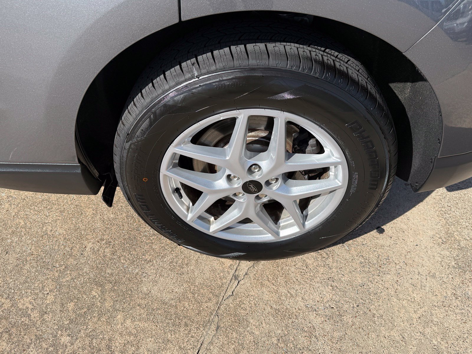 Certified 2024 Ford Edge SEL AWD/4WD image 9