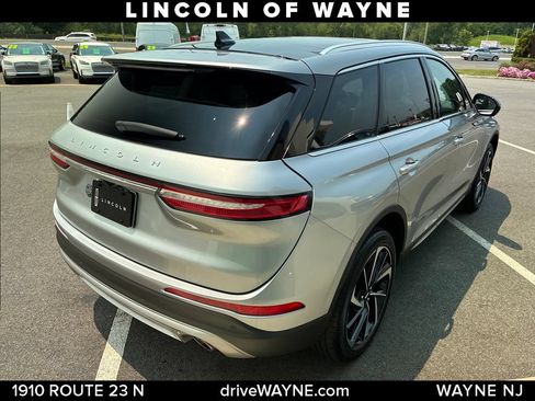 Certified 2023 Lincoln Corsair Reserve w/ Equipment Group 201A AWD/4WD image 8