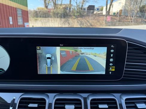 Used 2020 Mercedes-Benz GLS 450 4MATIC image 26