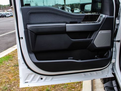 Used 2024 Ford F350 Lariat w/ Lariat Ultimate Package image 32