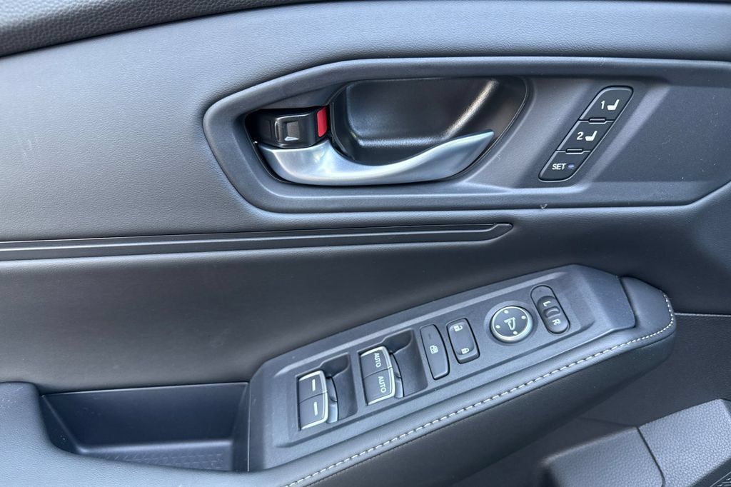 Used 2026 Honda Accord Sport image 5