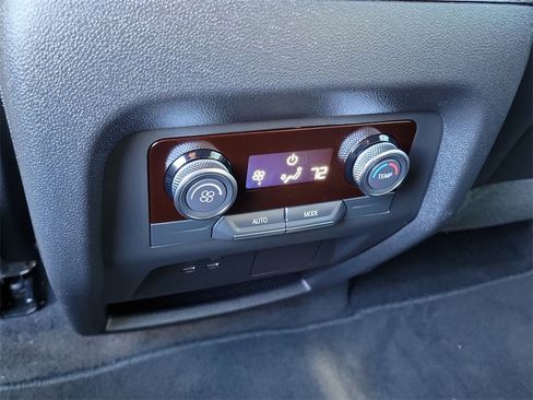 Used 2026 Buick Enclave Preferred image 20