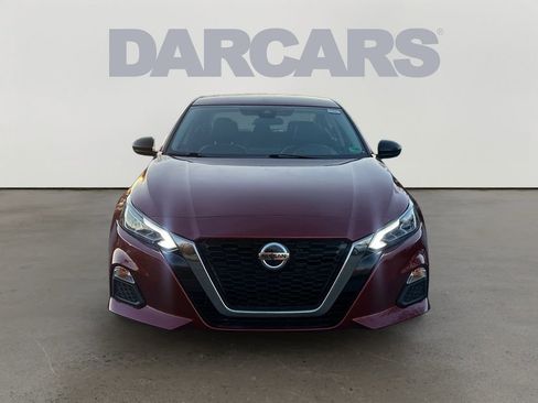 Used 2022 Nissan Altima 2.5 SR image 2