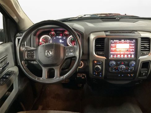 Used 2017 RAM 1500 Big Horn image 11
