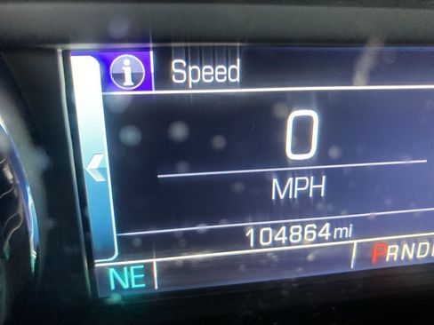 Used 2018 GMC Sierra 1500 SLE w/ SLE Value Package AWD/4WD image 11