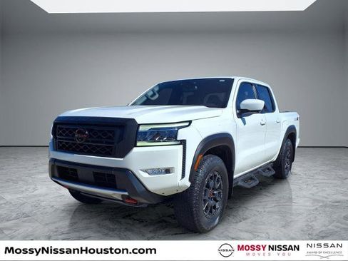 Certified 2022 Nissan Frontier PRO-4X w/ Pro-4X Premium Package image 4