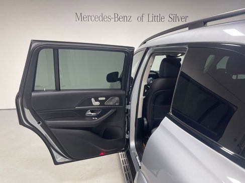 Certified 2023 Mercedes-Benz GLS 580 4MATIC image 23