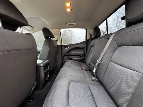 Used 2016 Chevrolet Colorado LT w/ LT Convenience Package RWD image 13