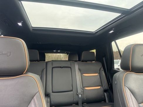 Used 2022 GMC Yukon AT4 AWD/4WD image 46