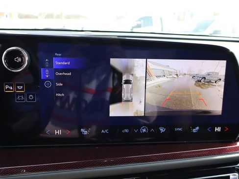 New 2026 Chevrolet Traverse Z71 w/ Enhanced Driving Package image 22