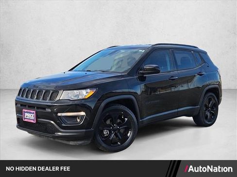 Used 2019 Jeep Compass Latitude FWD image 1