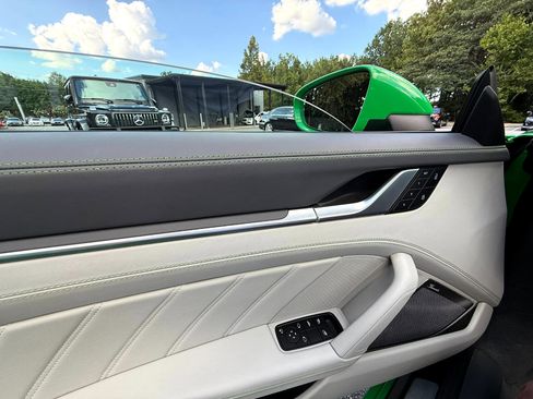 Used 2023 Porsche 911 Carrera S image 38