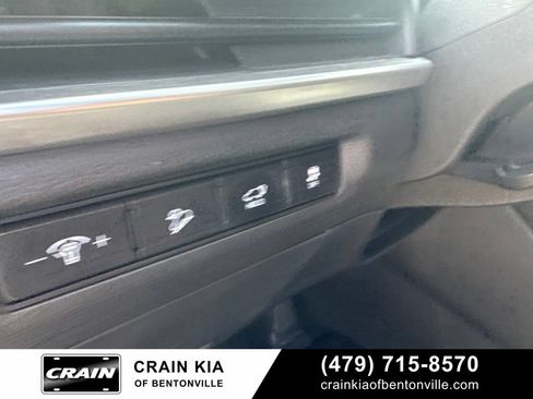 Certified 2023 Kia Telluride EX w/ EX Captain's Chair Package AWD/4WD image 14