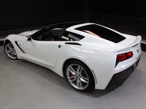 Used 2019 Chevrolet Corvette Stingray Coupe w/ 2LT Preferred Equipment Group RWD image 16