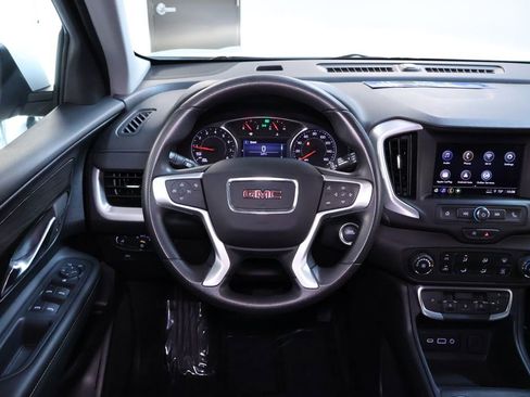 Used 2024 GMC Terrain SLE image 19