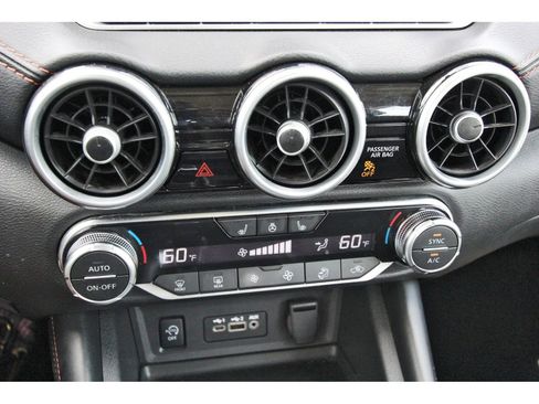 Used 2024 Nissan Sentra SR w/ SR Premium Package FWD image 26