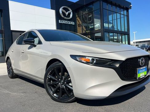 Used 2025 MAZDA MAZDA3 s Sport image 2