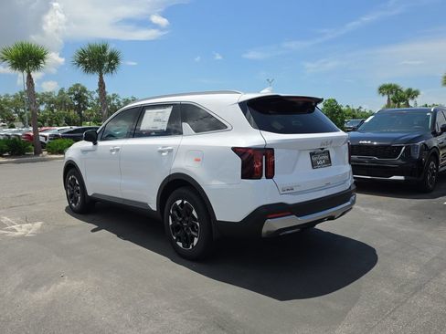 New 2026 Kia Sorento S w/ S Panoramic Sunroof Package FWD image 6