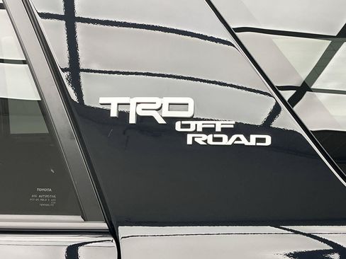 Used 2021 Toyota 4Runner TRD Off-Road Premium w/ Wilderness Package (TMS) AWD/4WD image 31