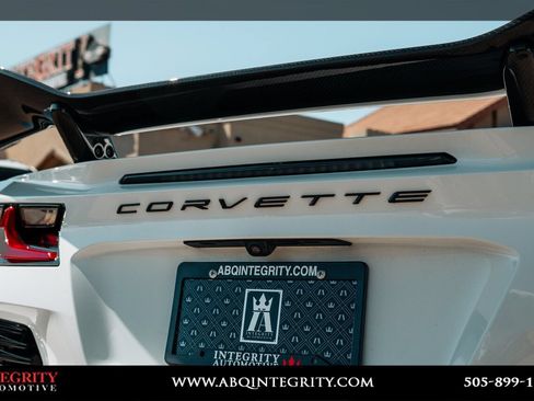 Used 2023 Chevrolet Corvette Z06 w/ Z07 Performance Package RWD image 15