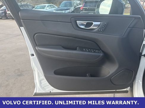 Certified 2025 Volvo XC60 B5 Plus image 17