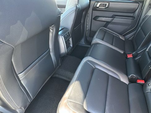 New 2025 Ford Bronco Outer Banks image 24