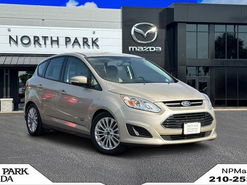 Used 2017 Ford C-MAX Energi SE w/ Equipment Group 402A FWD image 1