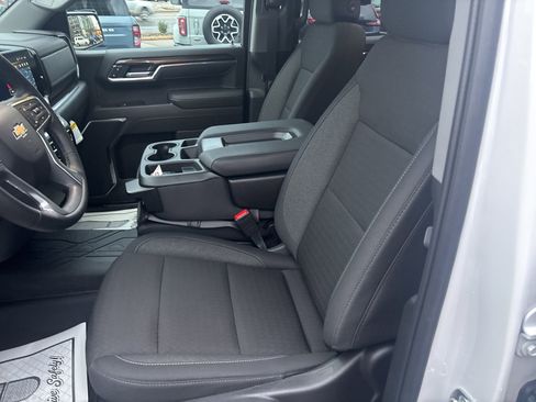 Used 2025 Chevrolet Silverado 1500 LT w/ Protection Package image 26