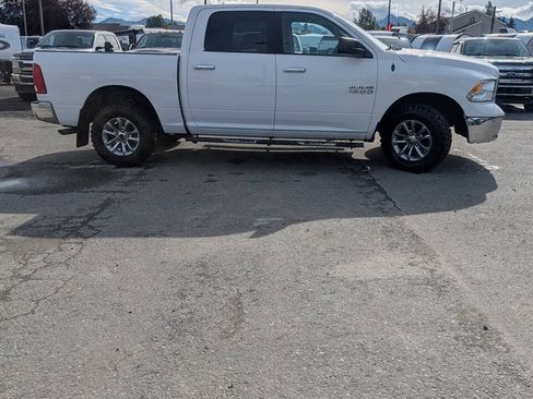 Used 2013 RAM 1500 Classic SLT w/ Premium Display Pkg AWD/4WD image 10