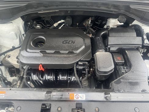 Used 2017 Hyundai Santa Fe Sport AWD/4WD image 8