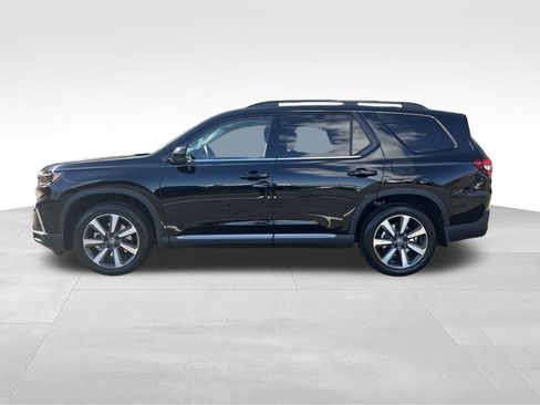 New 2025 Honda Pilot Elite image 3