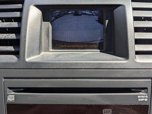 Used 2012 Toyota Highlander SE w/ Tow Pkg AWD/4WD image 13